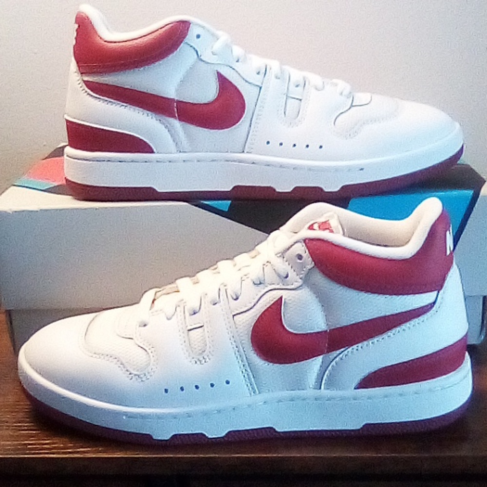 Nike Mac Attack Size 9.5 Wmns